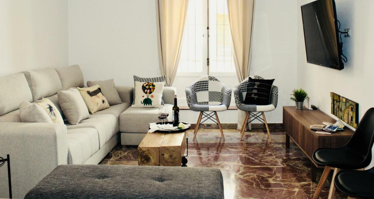 Gatu Premium Villa Aramburu, " Preferente Mayores De 25 Anos Y Familias " エル・プエルト・デ・サンタ・マリア エクステリア 写真
