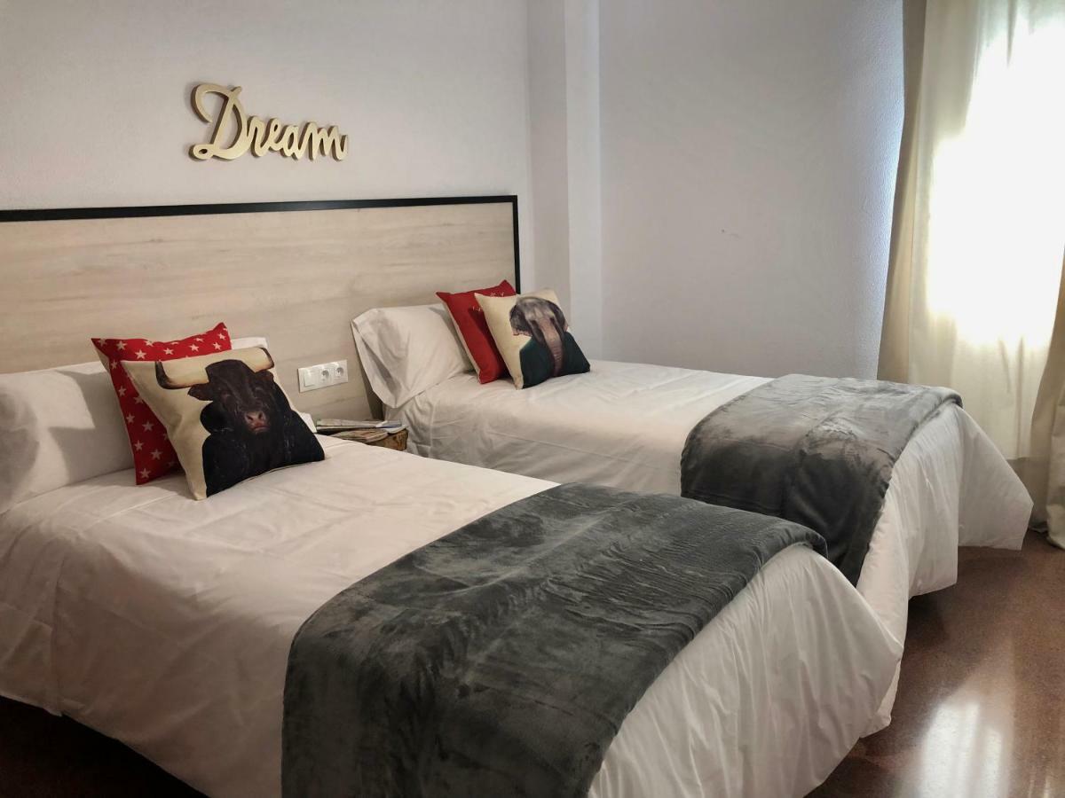 Gatu Premium Villa Aramburu, " Preferente Mayores De 25 Anos Y Familias " エル・プエルト・デ・サンタ・マリア エクステリア 写真